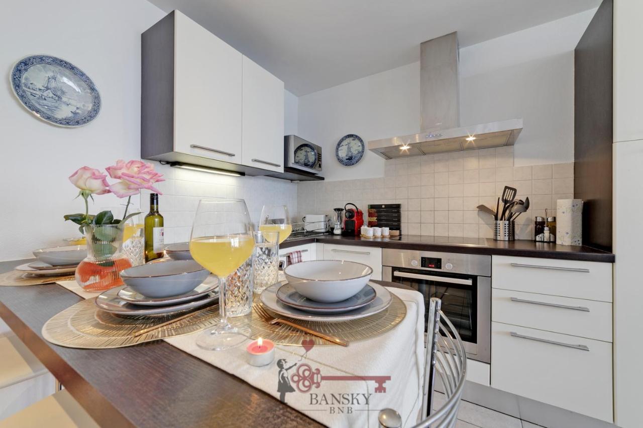 'Cuore Di Rose' Parking - Welcome Set, Netflix, For 4 Persons -By Easylife Swiss Lugano Luaran gambar