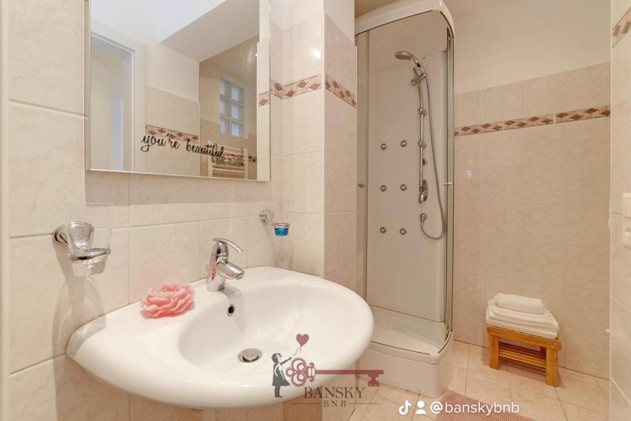 'Cuore Di Rose' Parking - Welcome Set, Netflix, For 4 Persons -By Easylife Swiss Lugano Luaran gambar